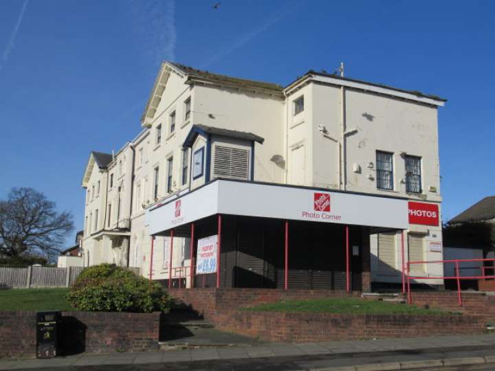 612 OLD CHESTER ROAD, WIRRAL Smith and Sons